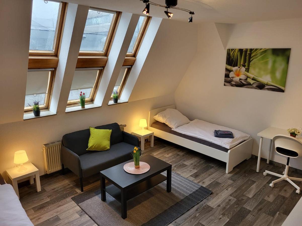Cityapartment Platinum-Zentrum Mit Parkplatz Bielefeld Esterno foto