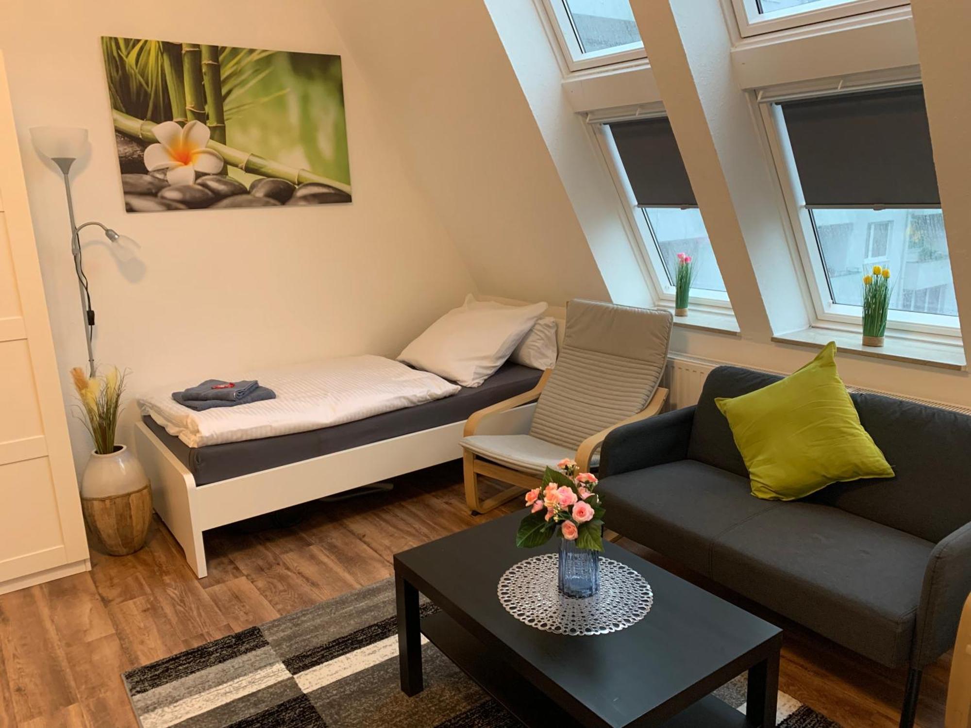 Cityapartment Platinum-Zentrum Mit Parkplatz Bielefeld Esterno foto